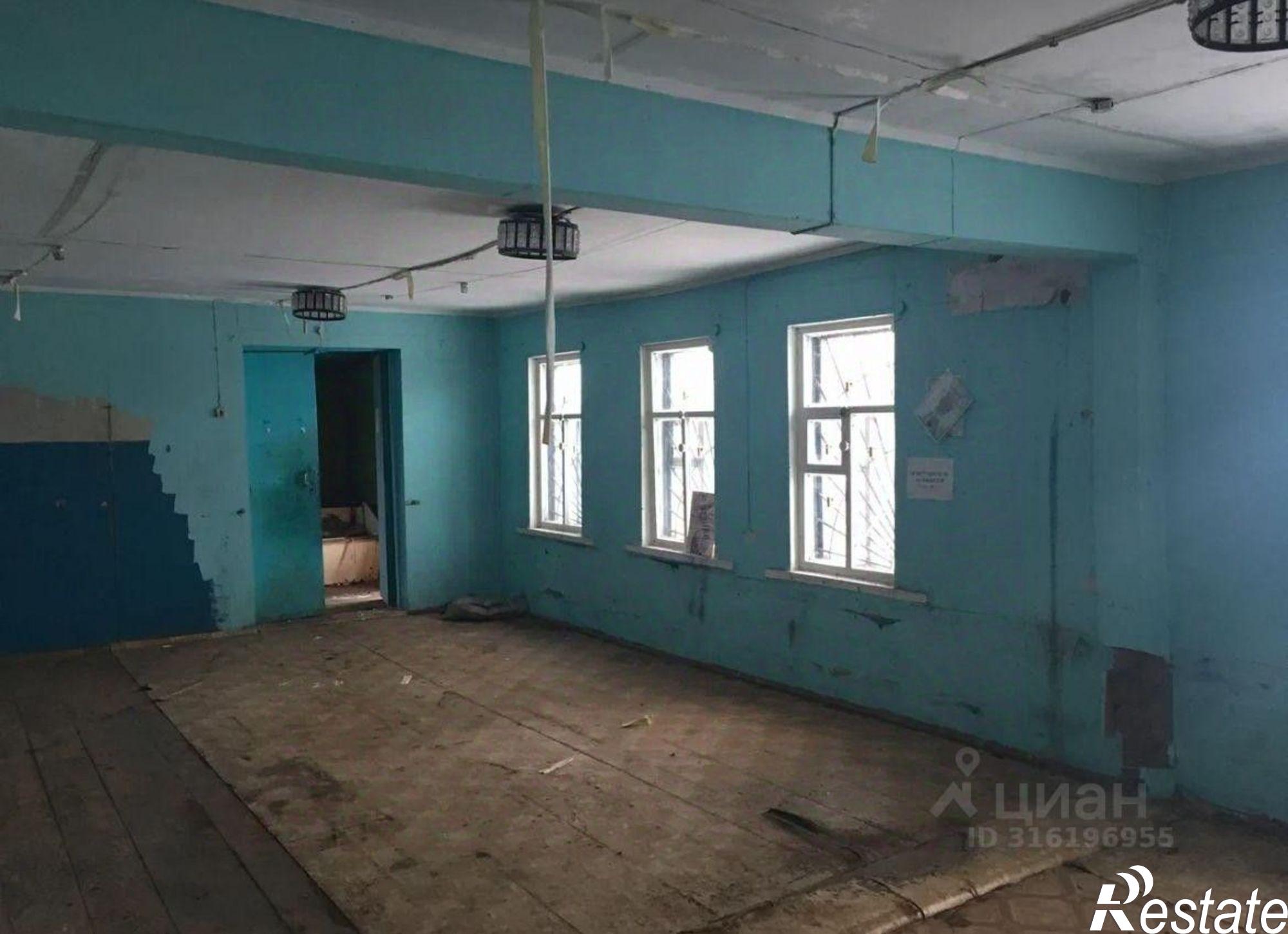 Купить ОСЗ, отдельно стоящее здание за 1 517 000 рублей на Бутурлиновский р-н, с. Васильевка, ул. 22 Партсъезд, 18А.