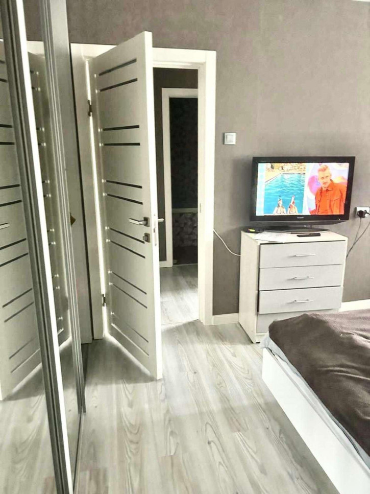 3-комн квартира Королева улица, 10