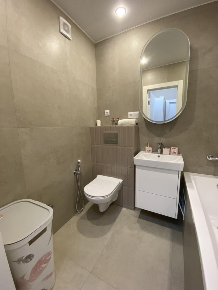 1-комн квартира в новом доме Евгения Долгина ул