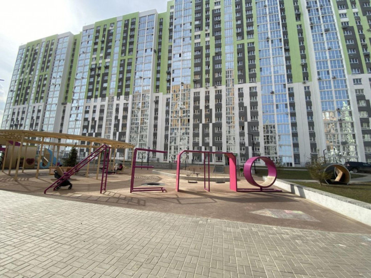 1-комн квартира в новом доме Академика Семёнова ул