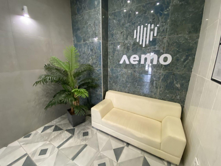 1-комн квартира в новом доме Академика Семёнова ул