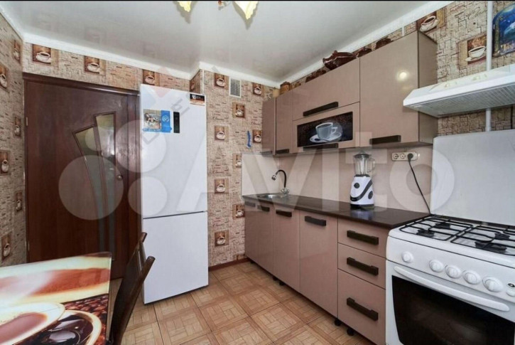 1-комн квартира Суворова ул, 3