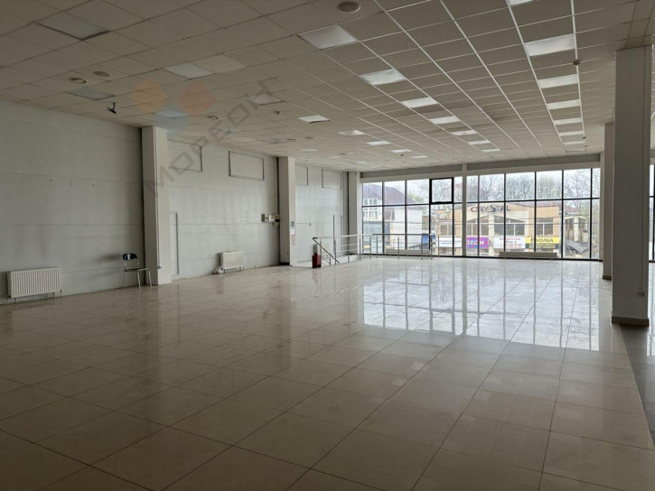 Торговое помещение Ковтюха ул, 62