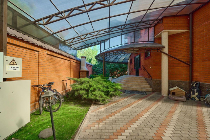 Коттедж/дом им. Ивана Кияшко ул, 8