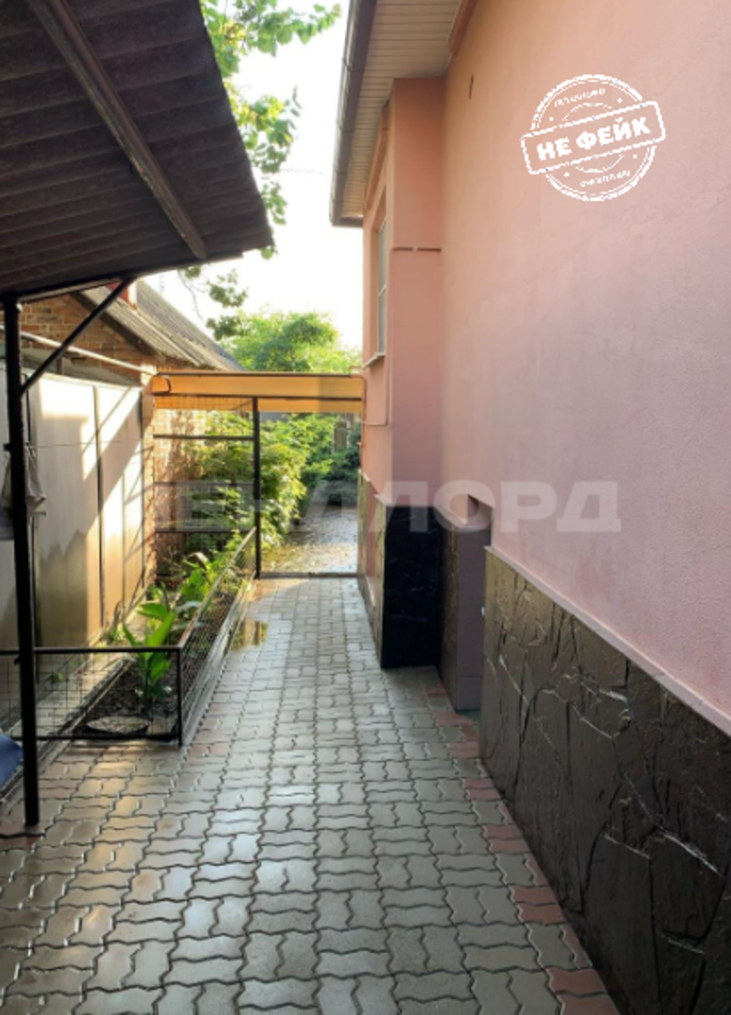Купить дачу, дом, коттедж за 15 400 000 рублей на улица Богданова