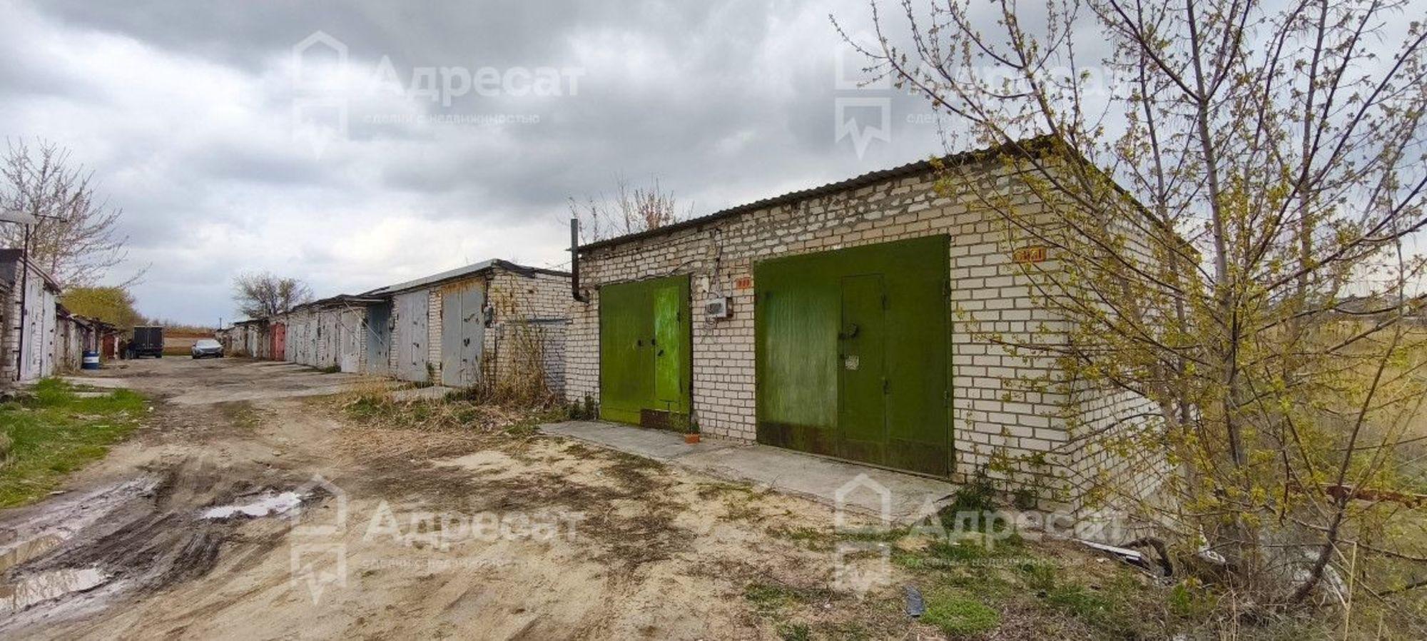 Купить гараж, место в паркинге за 700 000 рублей на ул. Качуевской