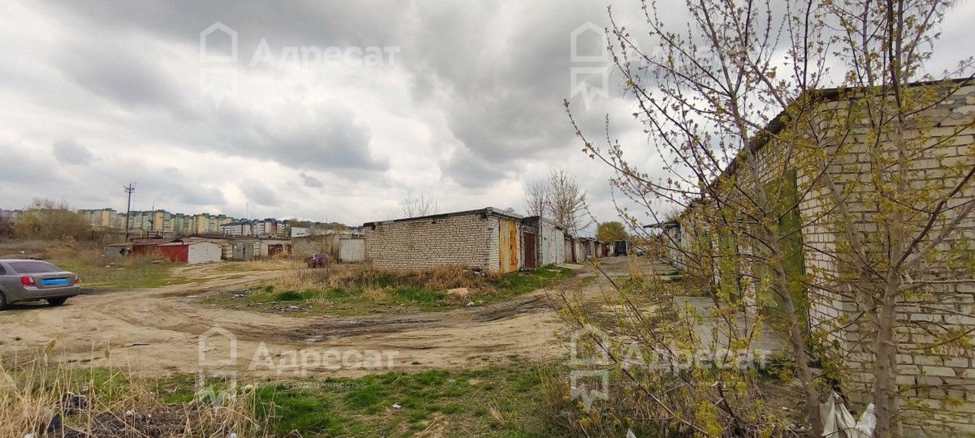 Купить гараж, место в паркинге за 700 000 рублей на ул. Качуевской