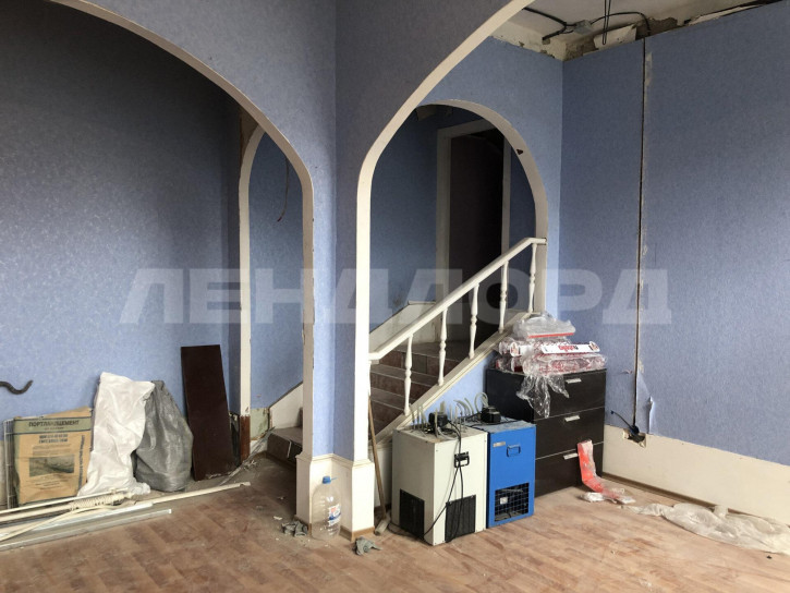 3-комн квартира улица Горького, 6
