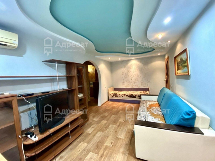 2-комн квартира ул. Российская,  д.12