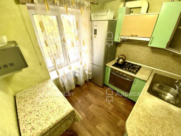 2-комн квартира ул. Российская,  д.12