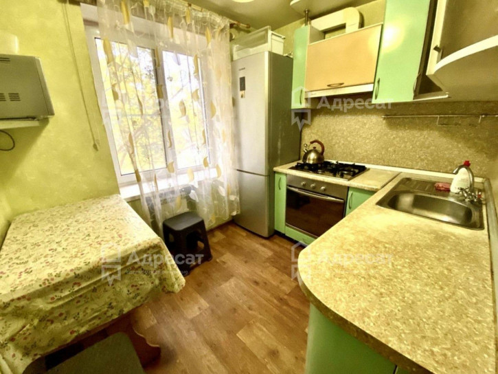 2-комн квартира ул. Российская,  д.12