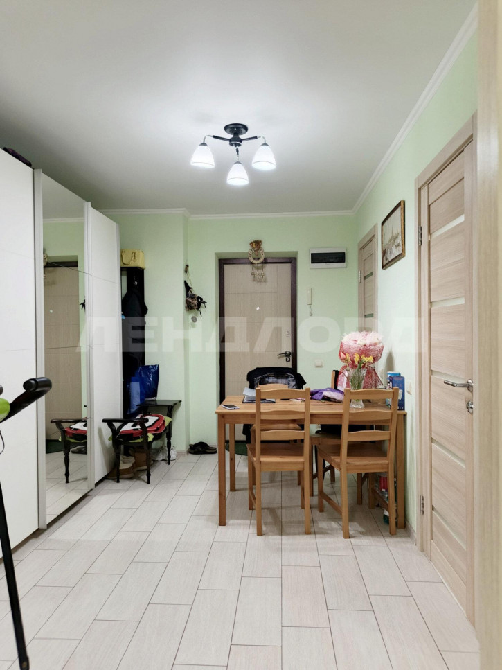 2-комн квартира улица Штахановского, 16