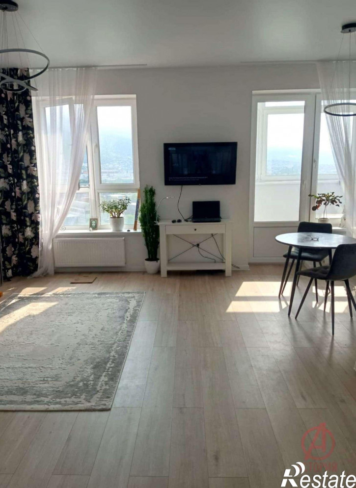 Студия Солнечная, 2к1