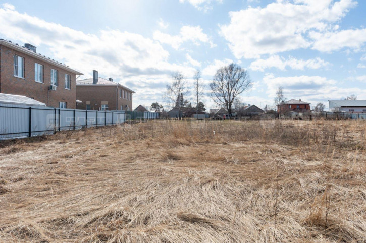 Земельный участок ул. Комиссариатская, дом 89