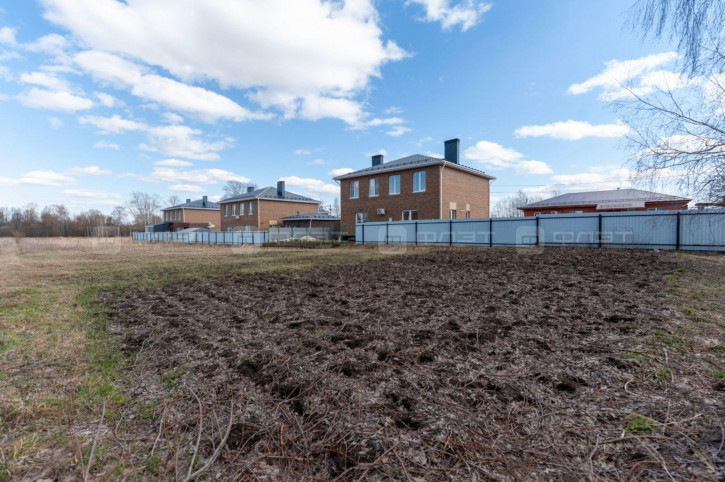 Земельный участок ул. Комиссариатская, дом 89