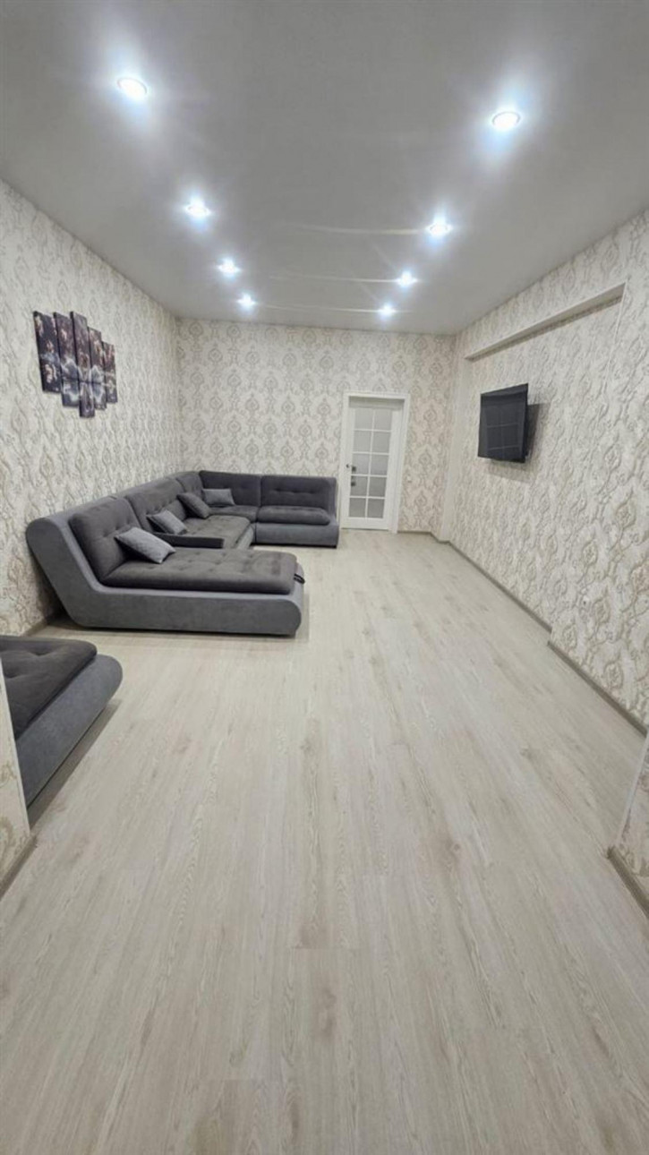 2-комн квартира в новом доме пр-кт Победы, д. 43А