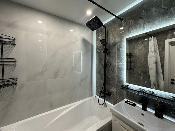 3-комн квартира улица Ленина, 201