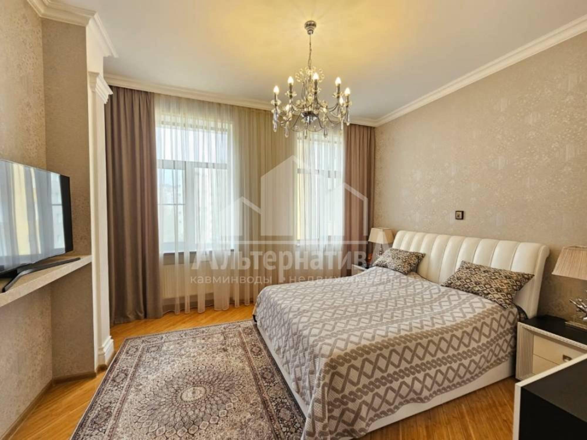 Купить квартиру за 32 400 000 рублей на Чкалова ул.