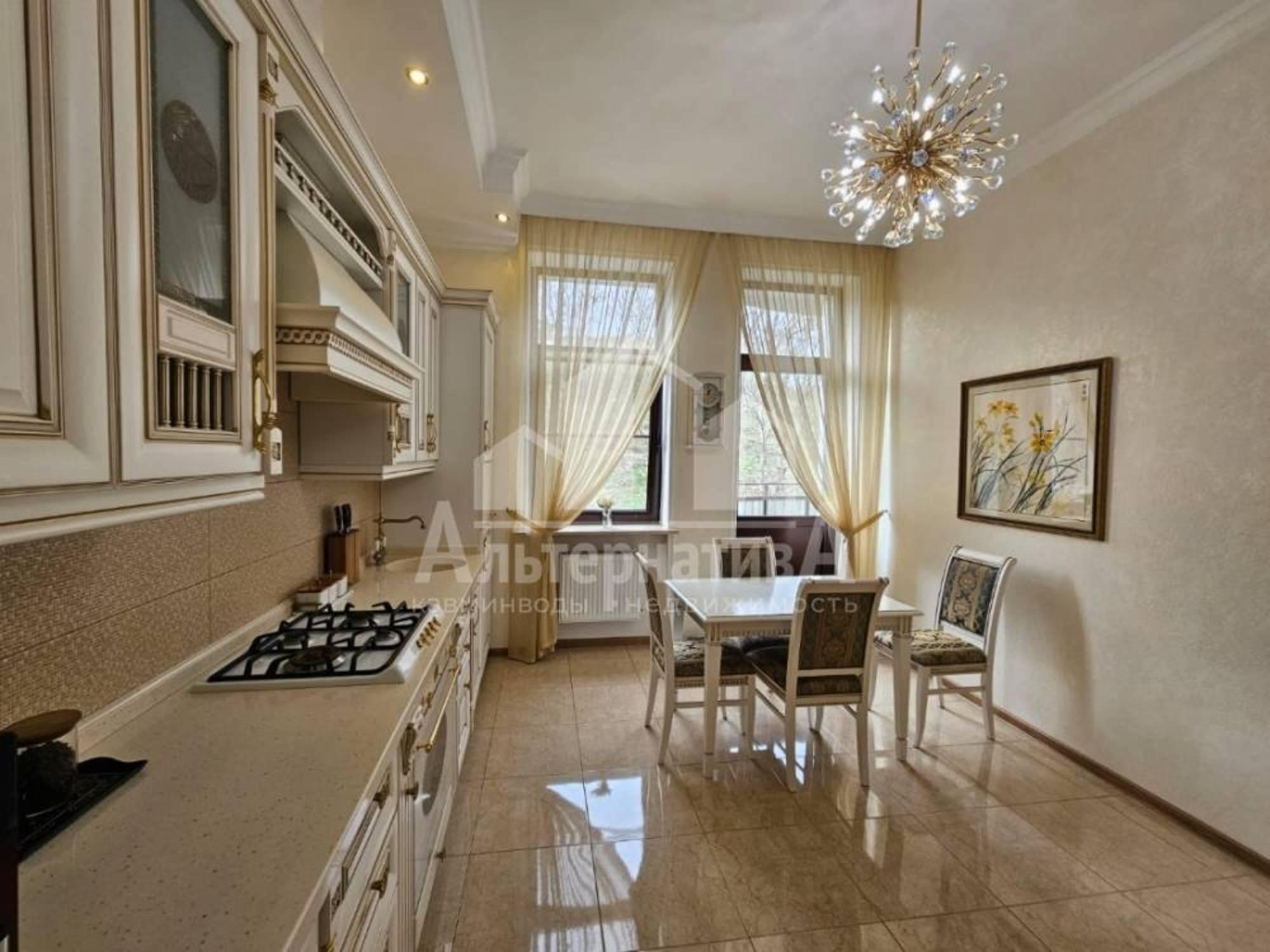 Купить квартиру за 32 400 000 рублей на Чкалова ул.
