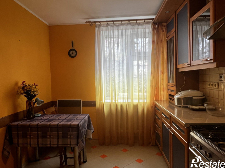 3-комн квартира Галины Прокопенко улица, д.50