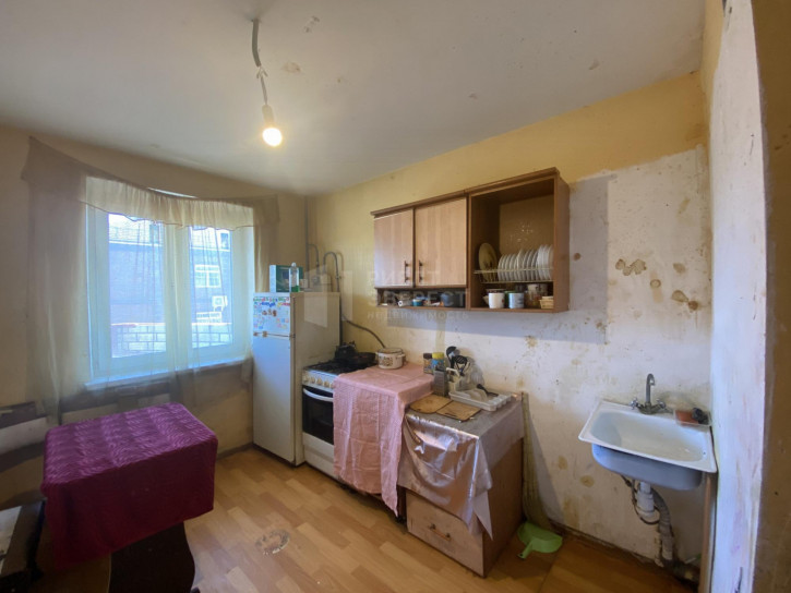 3-комн квартира Серебровская ул., 36