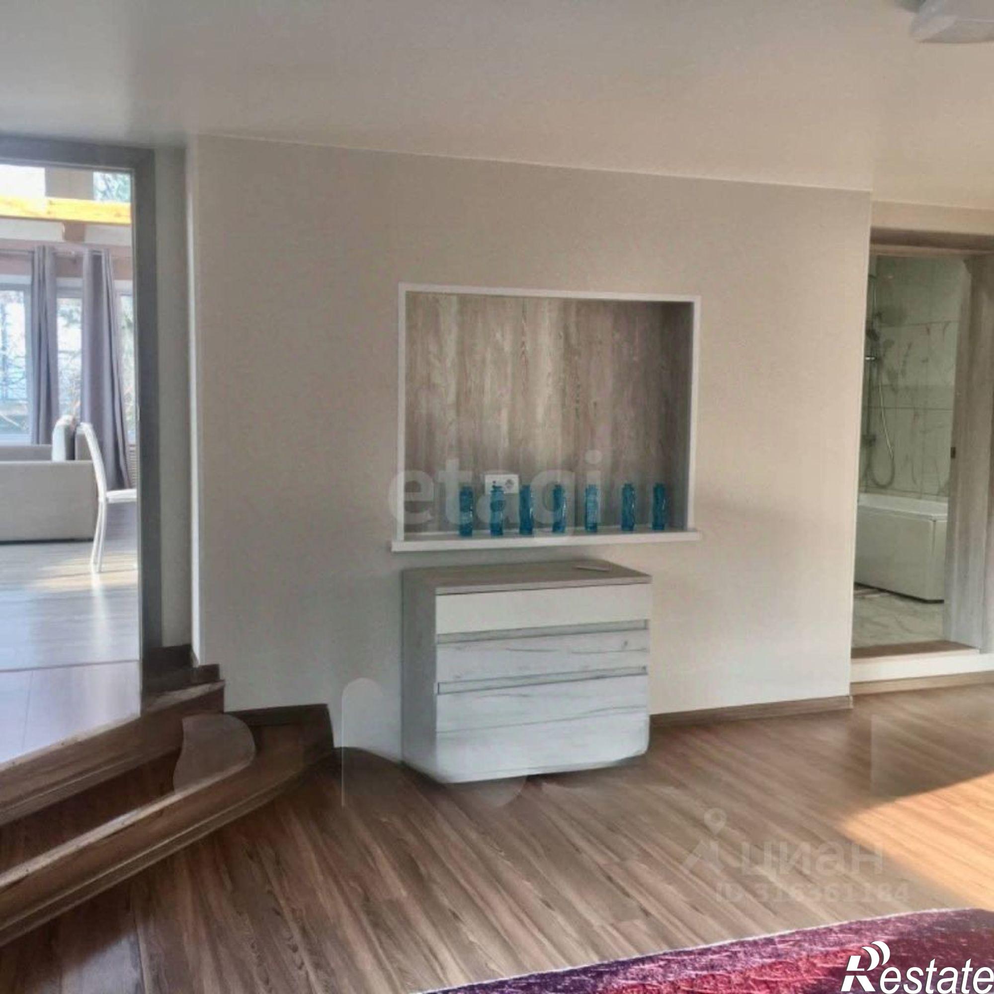 Сдать дачу, дом, коттедж за 100 000 рублей на Подъёмная улица, 22