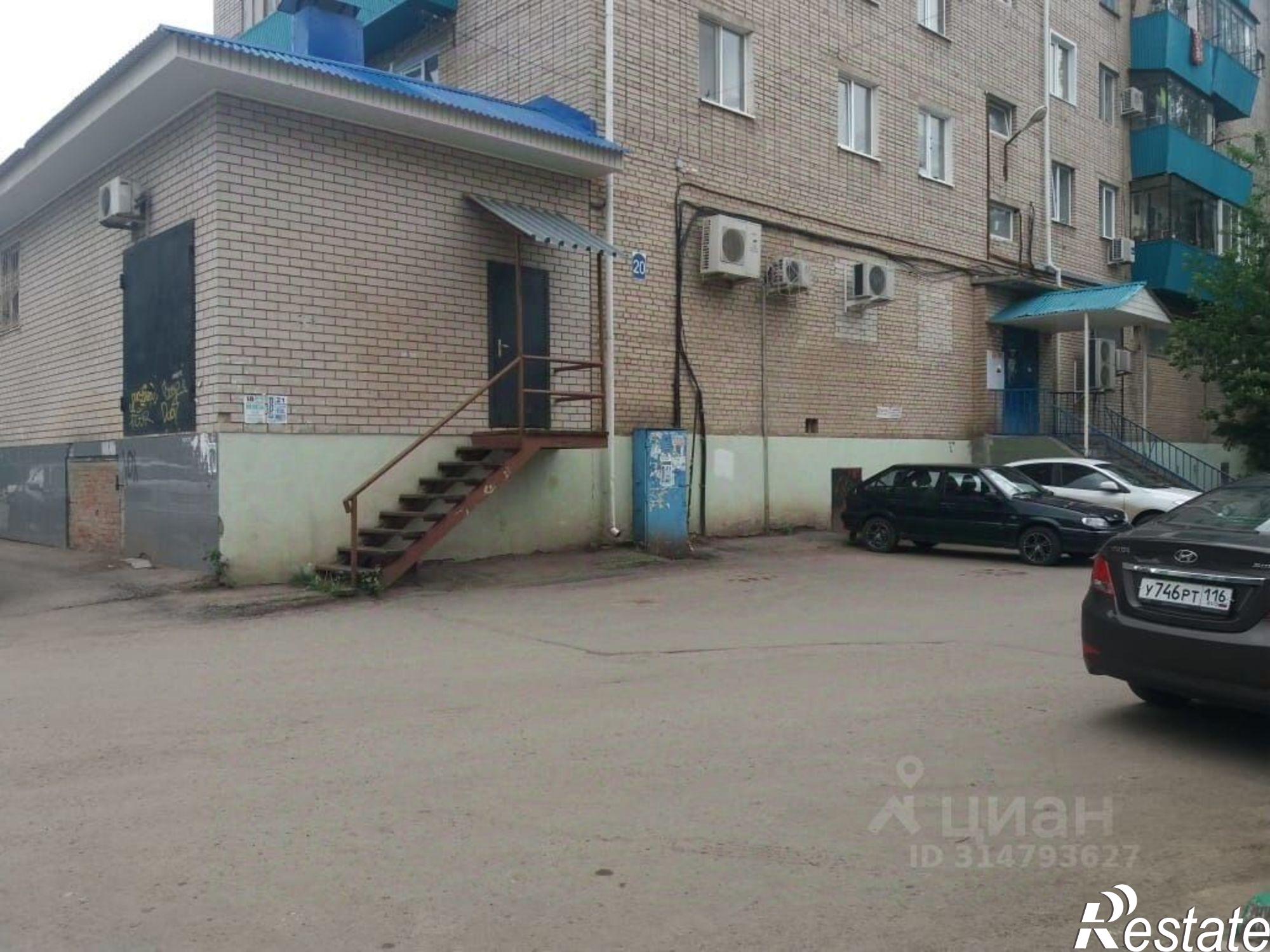 Купить торговое помещение за 26 613 300 рублей на Альметьевск, улица Гафиатуллина, 20