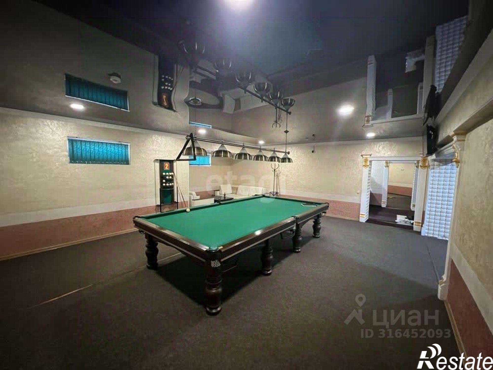 Купить офис, помещение под офис за 13 500 100 рублей на 1 мкр, Кайсына Кулиева,20