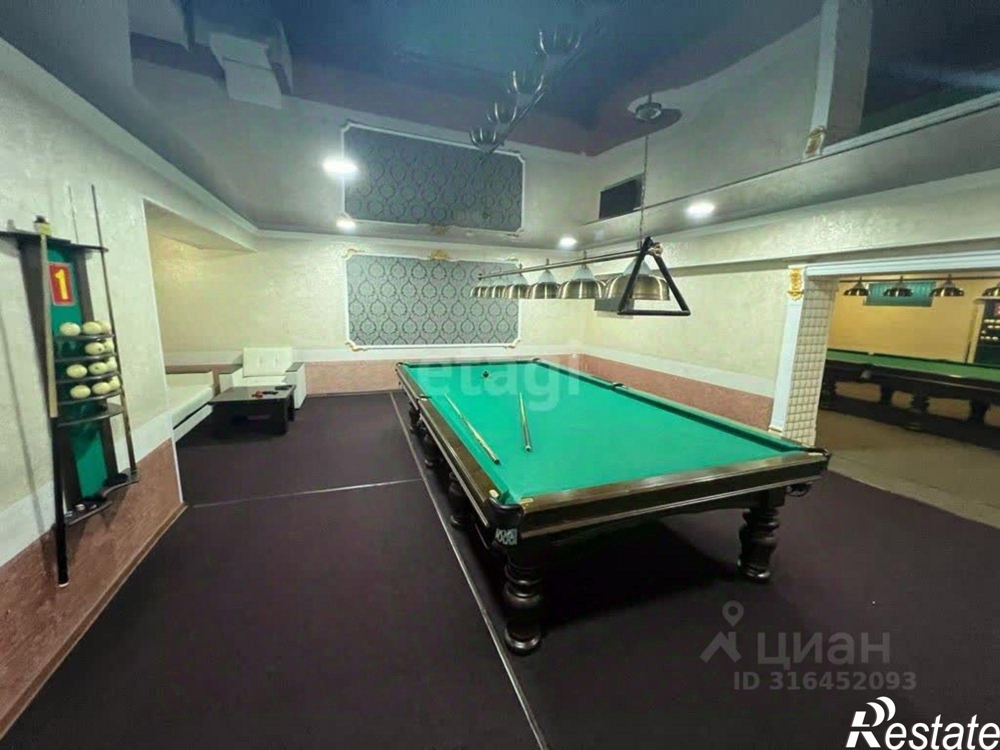 Купить офис, помещение под офис за 13 500 100 рублей на 1 мкр, Кайсына Кулиева,20