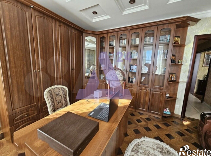 3-комн квартира улица Пионеров, дом 1