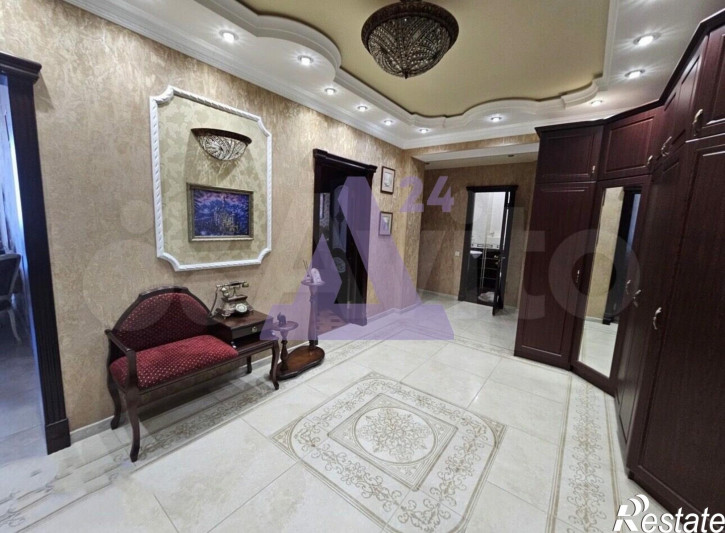 3-комн квартира улица Пионеров, дом 1