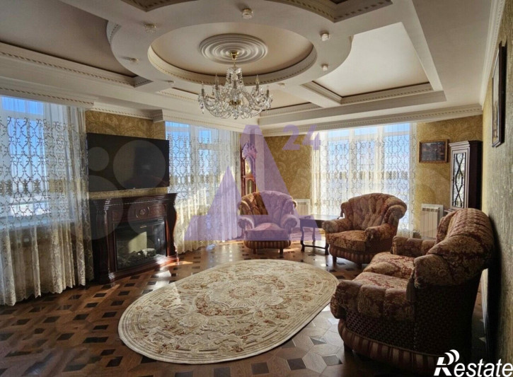 3-комн квартира улица Пионеров, дом 1