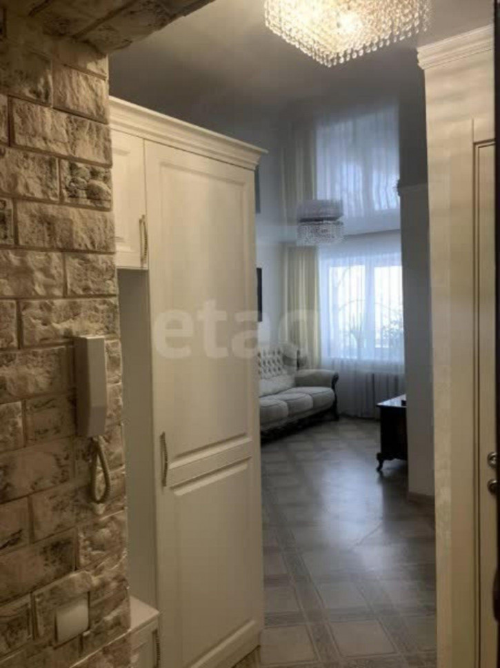 2-комн квартира улица Горького, 110