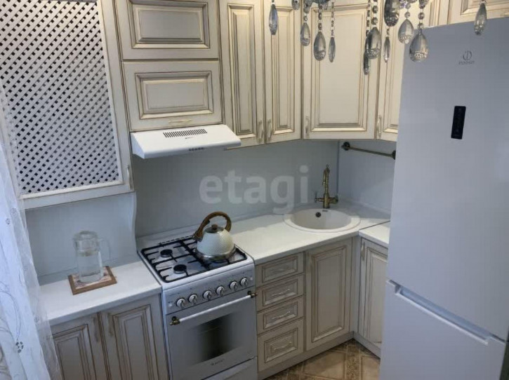 2-комн квартира улица Горького, 110