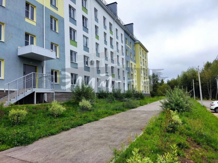 2-комн квартира Космонавтов ул, 14