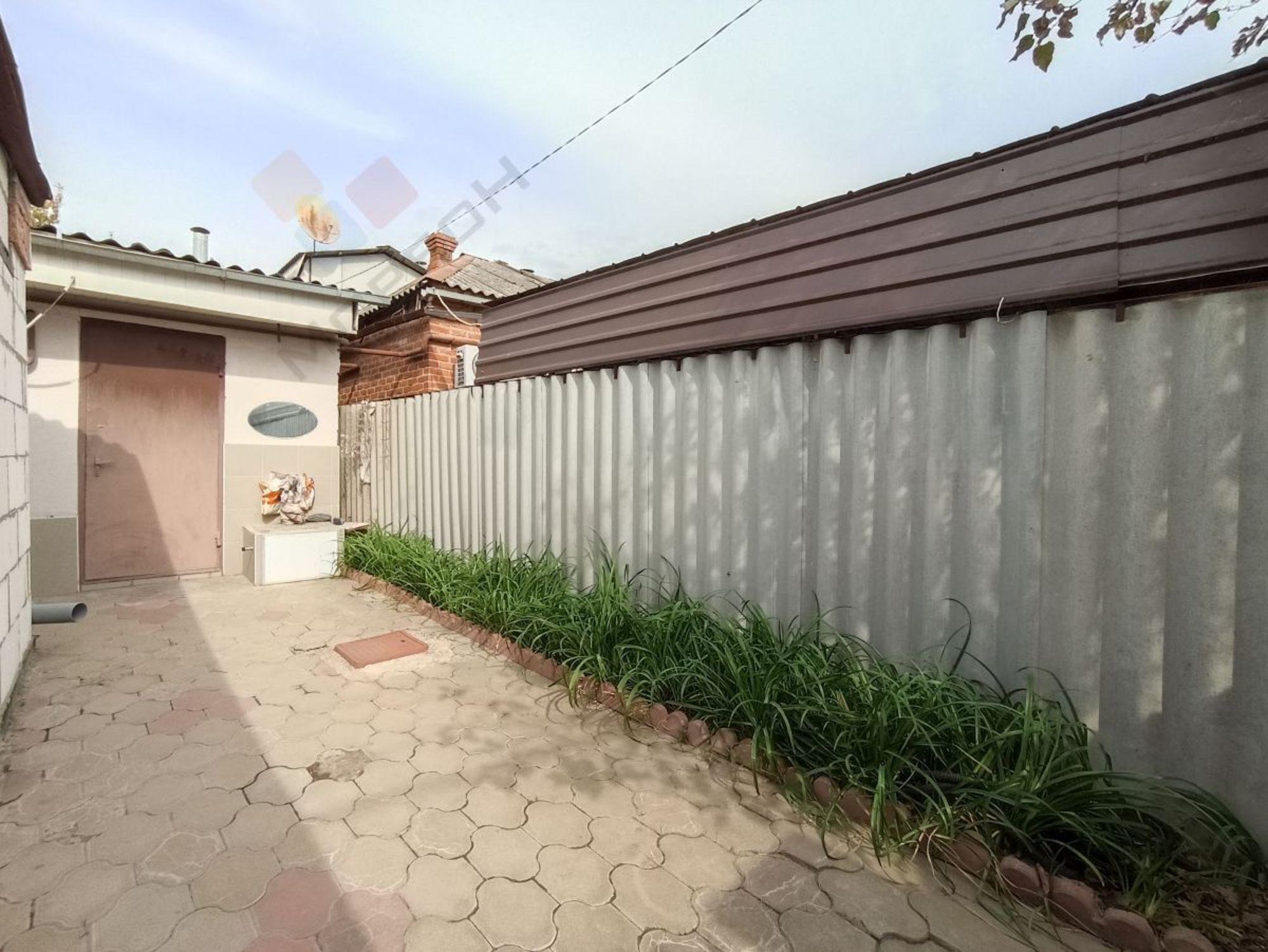 Купить дачу, дом, коттедж за 3 450 000 рублей на 6-я Линия Поймы реки Кубань ул, 32