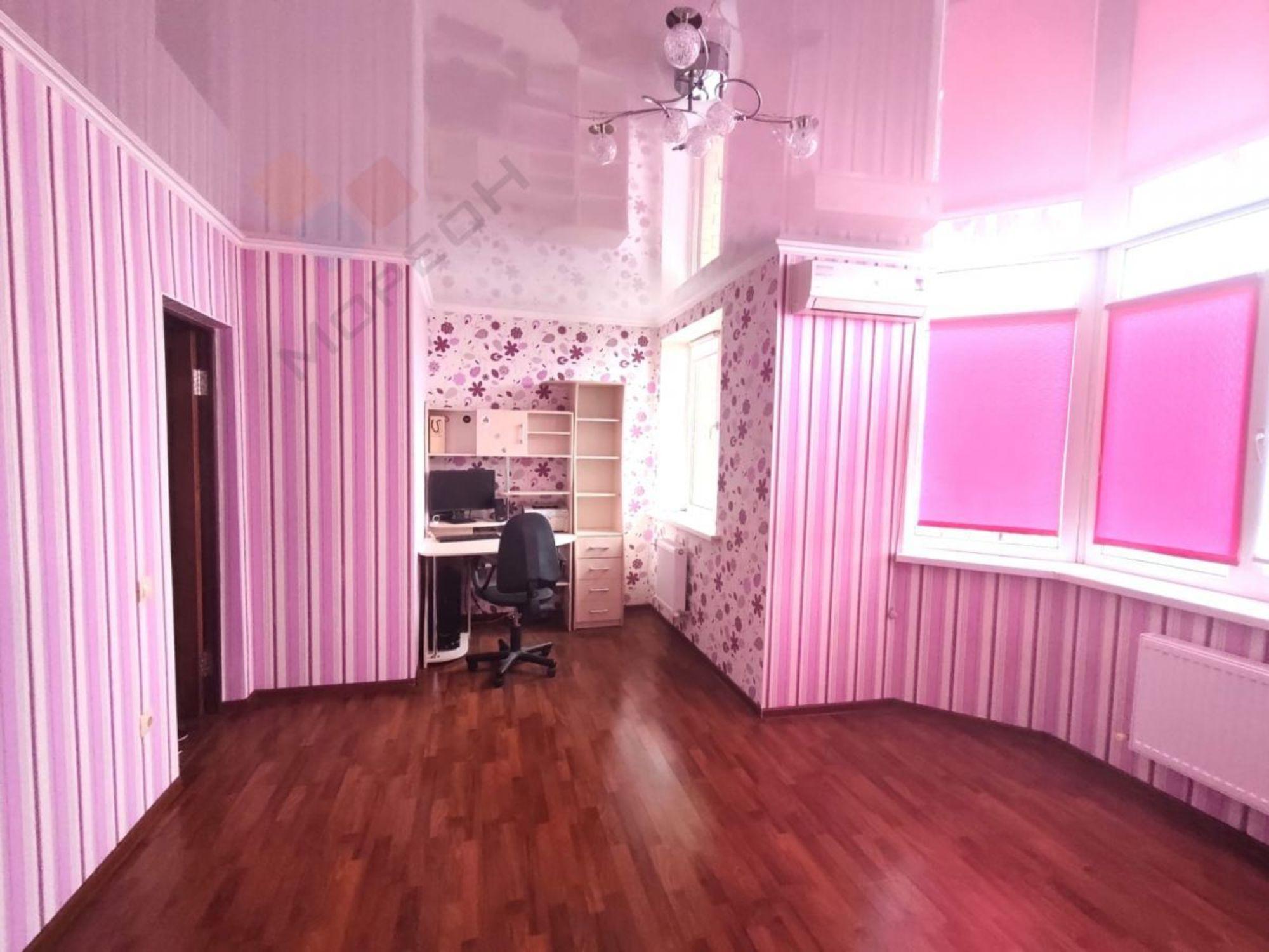 Купить дачу, дом, коттедж за 8 400 000 рублей на Фиалковая ул, 2