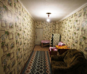 комната 13 кв м Халтурина ул., 38