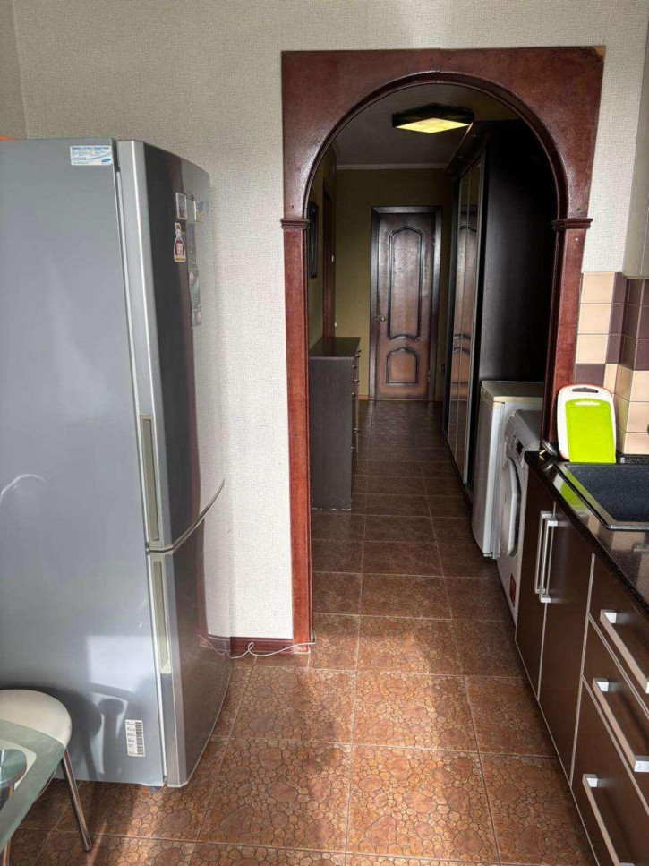 3-комн квартира Горького улица, 52