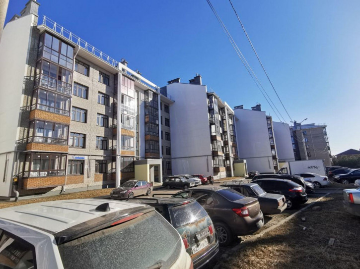 2-комн квартира Большая Заозерная ул, 33