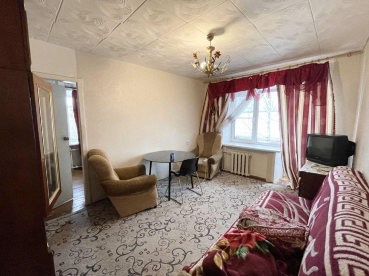 2-комн квартира 50 лет Комсомола ул, 25