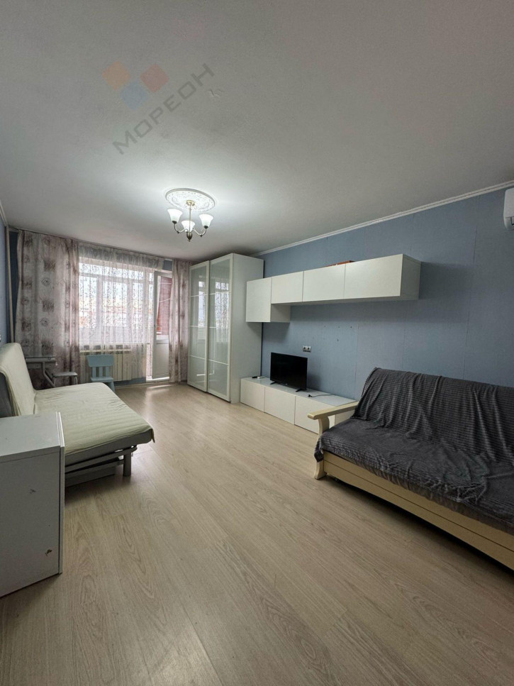 1-комн квартира им. 70-летия Октября ул, 12/1