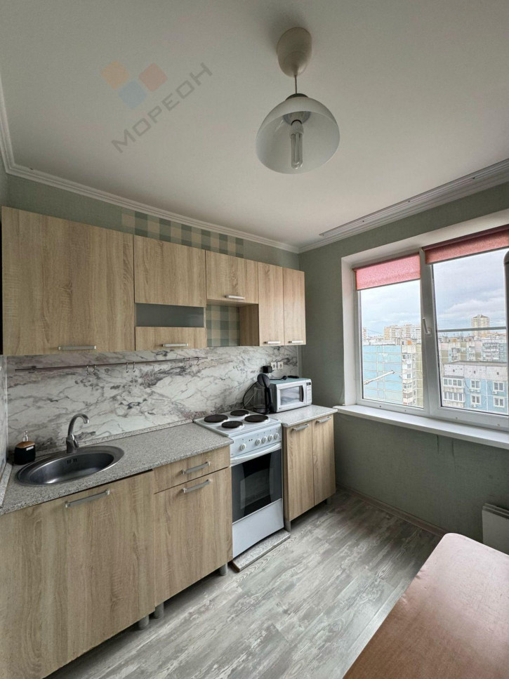 1-комн квартира им. 70-летия Октября ул, 12/1