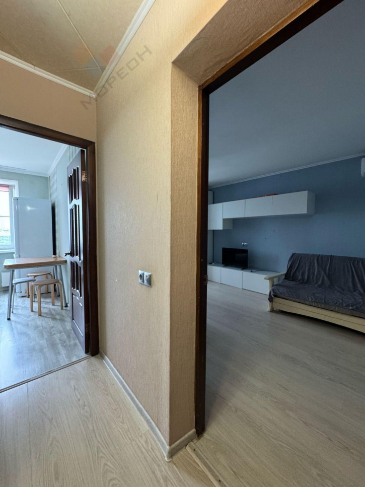 1-комн квартира им. 70-летия Октября ул, 12/1