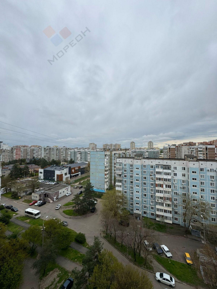 1-комн квартира им. 70-летия Октября ул, 12/1