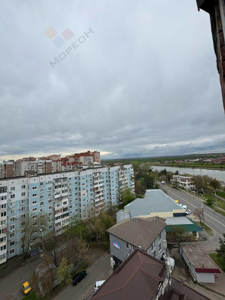 1-комн квартира им. 70-летия Октября ул, 12/1