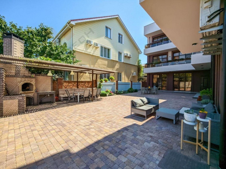 Отдельное здание Лермонтова ул, 16