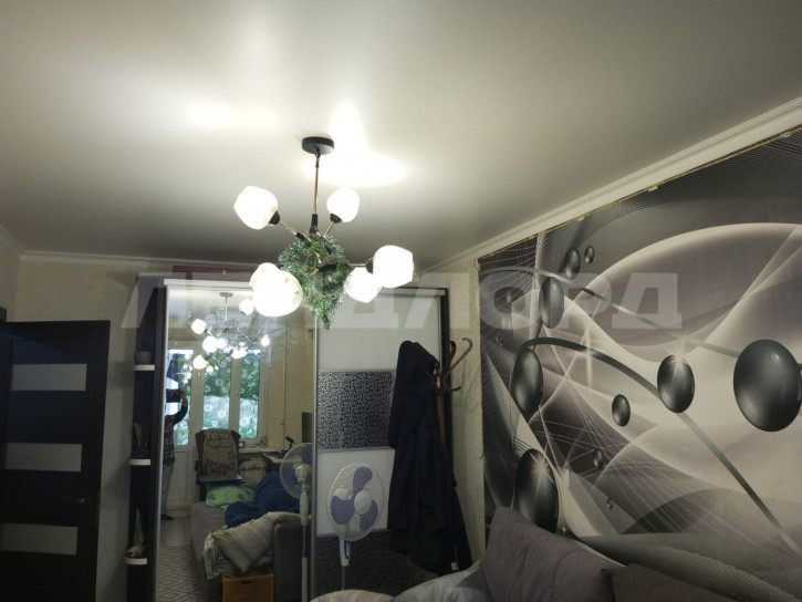 2-комн квартира улица Зорге, 72/44