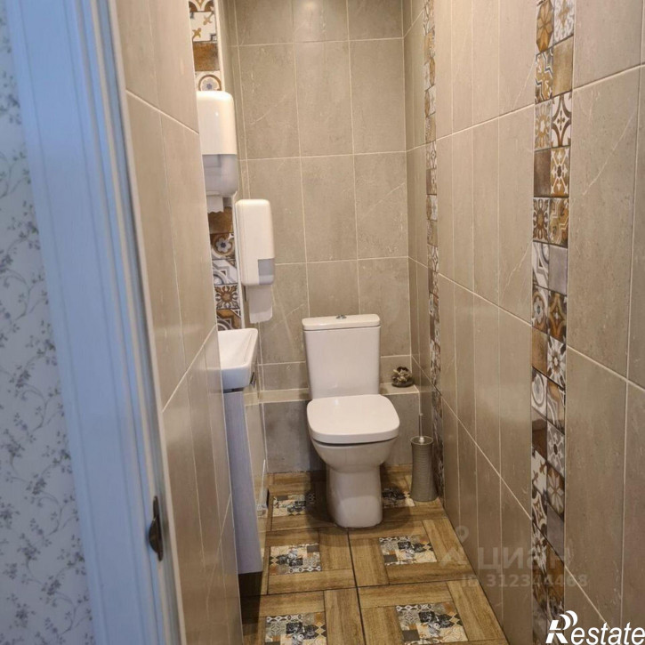 Торговое помещение проезд Репина, 42,  д. 42