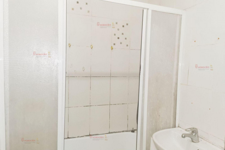 2-комн квартира Бурильщиков 17а